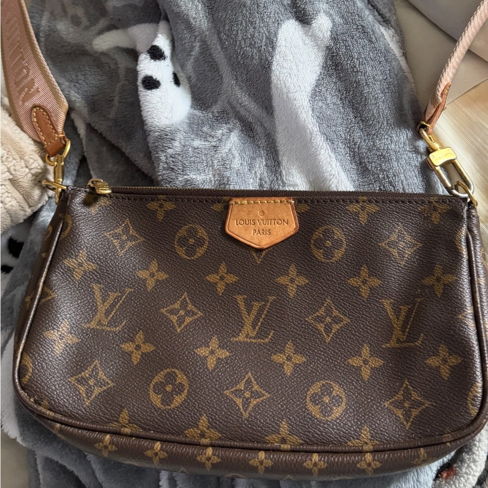 Louis Vuitton Monogram Crossbody Bag in Brown and Tan